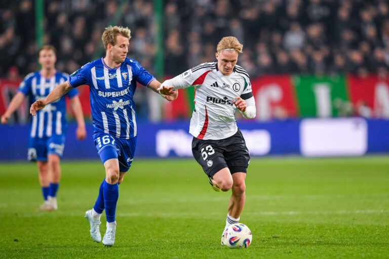2026.04.11 Warszawa
pilka nozna PKO Ekstraklasa sezon 2025/2026
Legia Warszawa - Gornik Zabrze 
N/z Ondrej Zmrzly, Wojciech Urbanski
Foto Weronika Morciszek / PressFocus

2026.04.11 Warszawa
Football - Polish PKO Ekstraklasa season 2025/2026
Legia Warszawa - Gornik Zabrze 
Ondrej Zmrzly, Wojciech Urbanski
Credit: Weronika Morciszek / PressFocus