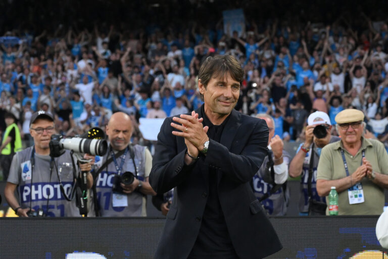 Napoli’s head coach Antonio Conte celebrate at the end of the match  during the Serie A soccer match between Napoli and Udinese   at the Diego Armando Maradona Stadium in Naples, southern italy - Sunday , May 24, 2026. Sport - Soccer . 
(Photo by Alessandro Garofalo/LaPresse) (Photo by Alessandro Garofalo/LaPresse/Sipa USA)
2026.05.24 Neapol
pilka nozna liga wloska
SSC Napoli - Udinese Calcio

Foto LaPresse/SIPA USA/PressFocus

!!! POLAND ONLY !!!