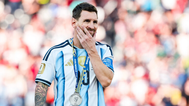 Lionel Messi of Argentina looks dejected after the FIFA Men’s World Cup 2026 Final match between Spain and Argentina at New York New Jersey Stadium, in New Jersey on July 19th 2026 (Photo by Leo Barrilari/SPP) (Photo by Leo Barrilari/SPP/Sipa USA)
2026.07.19 East Rutherford
pilka nozna mistrzostwa swiata
Hiszpania - Argentyna
Foto SPP/SIPA USA/PressFocus

!!! POLAND ONLY !!!