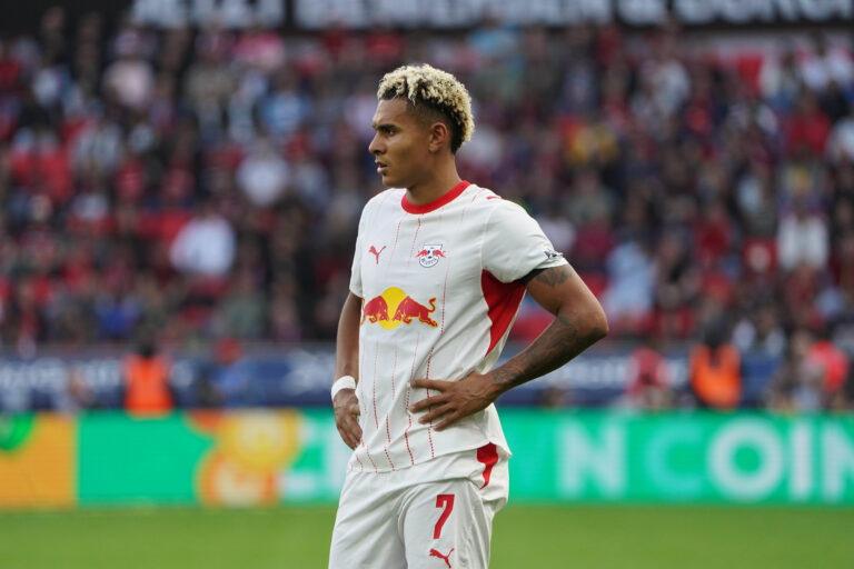 Leverkusen Fussball, 1.BL saison 2026/2027 Bayer 04 Leverkusen vs RB Leipzig, 20.09.2026, Bayarena Leverkusen antonio eromonsele nusa RB Leipzig, Aktion, Einzelbild *** Leverkusen Soccer, Bundesliga Season 20262027: Bayer 04 Leverkusen vs. RB Leipzig, September 20, 2026, BayArena, Leverkusen Antonio Eromonsele Nusa RB Leipzig Action Still Image
2026.09.20 Leverkusen
pilka nozna , Liga Niemiecka
Bayer 04 Leverkusen - RB Lipsk
Foto IMAGO/PressFocus

!!! POLAND ONLY !!!