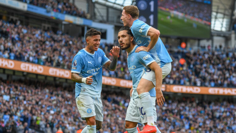 Rayan Cherki of Manchester City celebrates after scoring his teams second goal during the Premier League match at the Etihad Stadium, Manchester
20/09/2026
2016.11.29 Manchester
Pilka nozna liga angielska
Manchester City - Sunderland
Foto Karl Vallantine/Focus Images/MB Media/PressFocus

!!! POLAND ONLY !!!