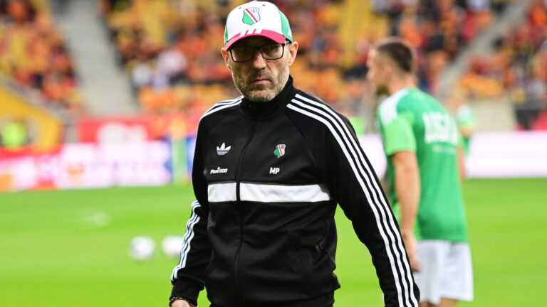 2026.09.20 Bialystok Pilka nozna PKO Ekstraklasa sezon 2026/2027 Mecz 9. kolejki rozgrywek Jagiellonia Bialystok (zolto-czerwone) - Legia Warszawa N/z Marek Papszun trener Legii Warszawa szkoleniowiec coach Foto Michal Kosc / PressFocus 
2026.09.20 Bialystok Bialystok Football Polish PKO Ekstraklasa season 2026/2027 Jagiellonia Bialystok - Legia Warszawa Credit Michal Kosc / PressFocus