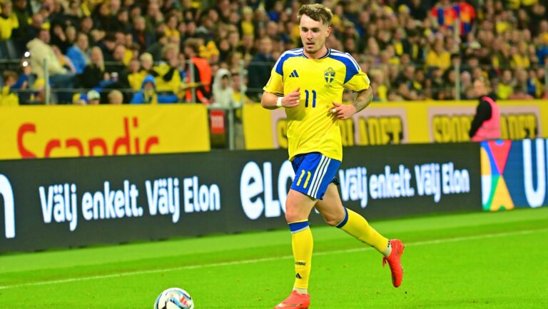 Strawberry Arena SOLNA, SWEDEN - SEPTEMBER 25: Patrik Walemark of Sweden in the EUFA Nations League match between Sweden and Romania at Strawberry Arena on September 25, 2026 in Solna, Sweden.  (Peter Sonander/SPP) (Photo by Peter Sonander/SPP/Sipa USA)
2026.09.25 Solna
pilka nozna Liga Narodow UEFA
Szwecja - Rumunia
Foto SPP/SIPA USA/PressFocus

!!! POLAND ONLY !!!