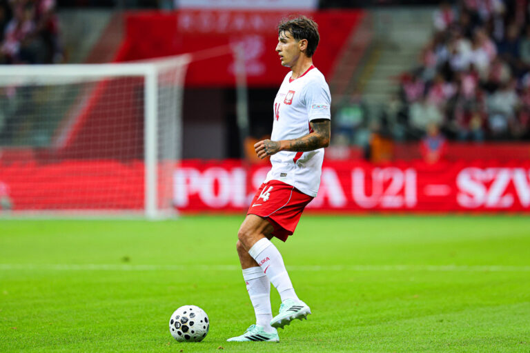 2026.09.25 Warszawa
pilka nozna UEFA Liga Narodow
Polska - Bosnia i Hercegowina
N/z Jakub Kiwior
Foto Pawel Andrachiewicz / PressFocus

2026.09.25 Warsaw
Football - UEFA Nations League
Poland - Bosnia and Herzegovina
Jakub Kiwior
Credit: Pawel Andrachiewicz / PressFocus