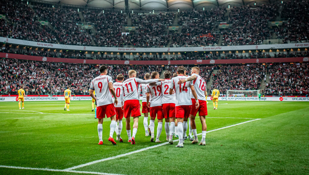 2026.10.02 Warszawa
Pilka nozna, UEFA, Liga Narodow, stadion PGE Narodowy,
Polska - Rumunia
N/z Przemyslaw Frankowski gol radosc bramka goal Robert Lewandowski
Foto Mateusz Porzucek PressFocus

2026.10.02 Warszawa
UEFA Nations League Group Stage,
Poland - Romania
Polska - Rumunia
Przemyslaw Frankowski gol radosc bramka goal Robert Lewandowski
Credit: Mateusz Porzucek PressFocus