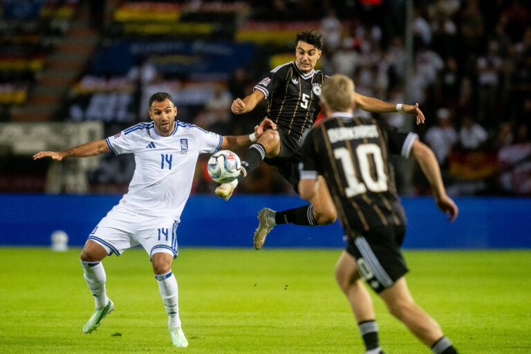 Vangelis Pavlidis Aleksandar Pavlovic seen during UEFA Nations League Division A game between National Teams of Greece and Germany Jacek Prondzynski / Ball Raw Images Thessaloniki Greece, Thessaloniki Greece Copyright: xJacekxProndzynskix jacekprondzynski_greecegermany_2627_050
2026.10.04 Saloniki
pilka nozna , Liga Narodow UEFA
Grecja - Niemcy
Foto IMAGO/PressFocus

!!! POLAND ONLY !!!