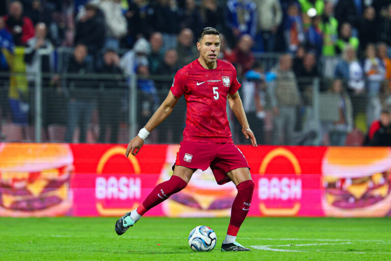 2026.10.05 Zenica
pilka nozna UEFA Liga Narodow
Bosnia i Hercegowina - Polska
N/z Jan Bednarek
Foto Pawel Andrachiewicz / PressFocus

2026.10.05 Zenica
Football - UEFA Nations League
Bosnia and Herzegovina - Poland
Jan Bednarek
Credit: Pawel Andrachiewicz / PressFocus