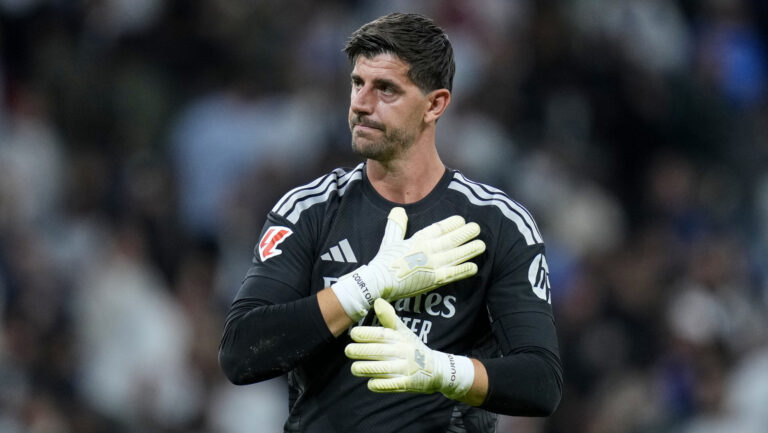 Thibaut Courtois of Real Madrid CF during the La Liga EA Sports match between Real Madrid and Villarreal CF played at Santiago Bernabeu Stadium on 10 Oct 2026 in Madrid, Spain. (Photo by Cesar Cebolla / PRESSINPHOTO)
2026.10.10 Madryt
pilka nozna ligahiszpanska
Real Madryt - Villarreal CF
Foto pressinphoto/SIPA USA/PressFocus

!!! POLAND ONLY !!!
