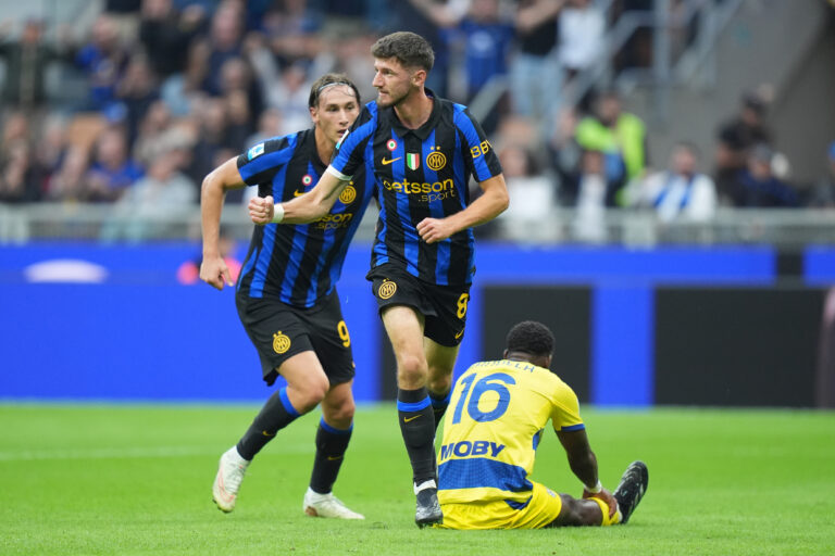 Inter Milan’s Petar Sucic celebrates after scoring 1-0 during the Serie A soccer match between Inter and Parma at San Siro Stadium in Milan , Italy - October 10 , 2026. Sport - Soccer (Photo by Spada/LaPresse/Sipa USA)
2026.10.10 Mediolan
pilka nozna liga wloska
Inter Mediolan - Parma Calcio
Foto LaPresse/SIPA USA/PressFocus

!!! POLAND ONLY !!!