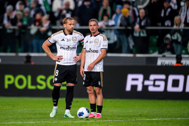 2026.10.11 Warszawa
pilka nozna PKO Ekstraklasa sezon 2026/2027
Legia Warszawa - Wisla Krakow
N/z Rafal Augustyniak, Kacper Chodyna
Foto Weronika Morciszek / PressFocus

2026.10.11 Warszawa
Football - Polish PKO Ekstraklasa season 2026/2027
Legia Warszawa - Wisla Krakow
Rafal Augustyniak, Kacper Chodyna
Credit: Weronika Morciszek / PressFocus