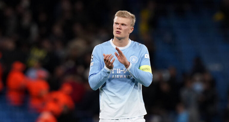 Manchester, England, 14th October 2026. Erling Haaland of Manchester City claps the fans during the Manchester City vs Paris Saint Germain UEFA Champions League match at the Etihad Stadium, Manchester. Picture credit should read: Andrew Yates / Sportimage EDITORIAL USE ONLY. No use with unauthorised audio, video, data, fixture lists, club/league logos or live services. Online in-match use limited to 120 images, no video emulation. No use in betting, games or single club/league/player publications. SPI_079_AY_Man_City_PSG SPI-5069-0076
2026.10.14 Manchester
pilka nozna liga mistrzow
Manchester City - PSG

Foto IMAGO/PressFocus

!!! POLAND ONLY !!!