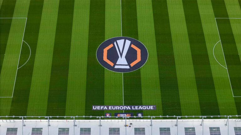 Bournemouth v Sturm Graz, Europa League General aerial view above the Vitality Stadium with the UEFA Europa League Trophy Logo on the pitch ahead of the Europa League match between Bournemouth and Sturm Graz at the Vitality Stadium, Bournemouth, UK on 15 October 2026. Bournemouth Vitality Stadium Dorset UK Editorial use only , Copyright: xGrahamxHuntx PSI-25011-0018
2026.10.15 Bournemouth
pilka nozna , Liga Europy
AFC Bournemouth - SK Sturm Graz
Foto IMAGO/PressFocus

!!! POLAND ONLY !!!