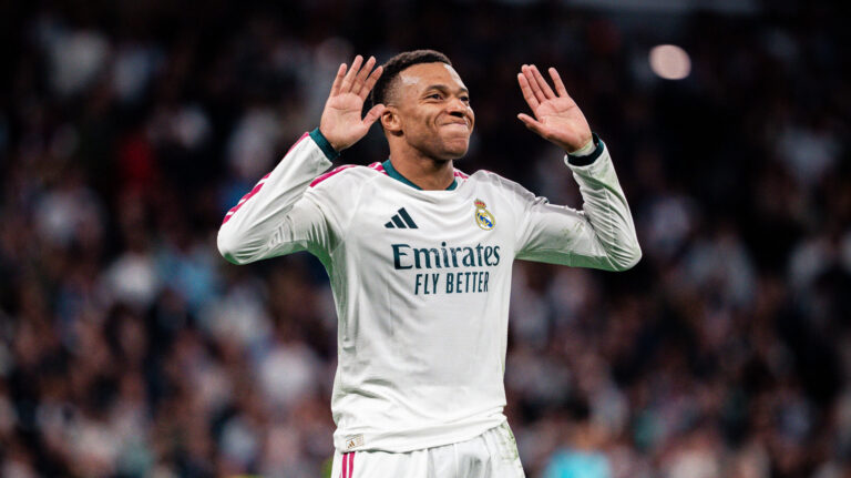 Real Madrid CF vs Sevilla FC - LaLiga EA Sports MADRID, SPAIN, OCT 18: Kylian Mbappe of Real Madrid CF celebrating after scoring his goal during the LaLiga EA Sports match between Real Madrid CF and Sevilla FC at Estadio Santiago Bernabeu on October 18, 2026 in Madrid, Spain. Copyright: xAlexxPerezx RealMadridSevillaFC18101384
2026.10.18 Madryt
pilka nozna , liga hiszpanska
Real Madryt - Sevilla FC
Foto IMAGO/PressFocus

!!! POLAND ONLY !!!