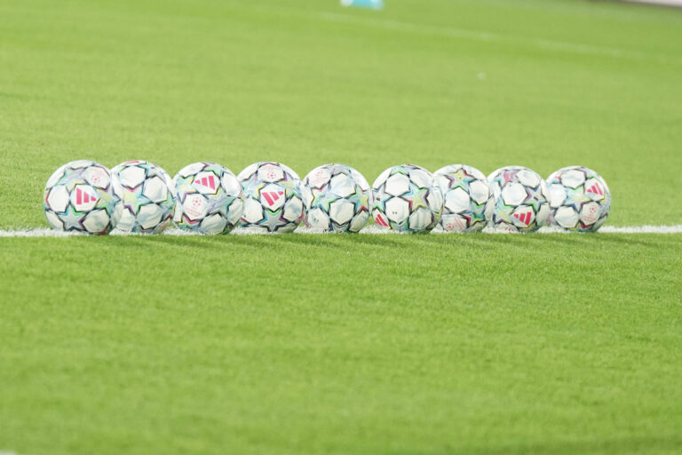 ISTANBUL, TURKIYE - OCTOBER 20: Official ball of Champions league during the UEFA Champions League 2026/27 third week match between Fenerbahce SK and Slavia Prag at Fenerbahce Chobani Stadiumi on Octuber 20, 2026 in Istanbul, Turkey. Istanbul Kadikoy Turkiye Copyright: xSeskimphotox FBahce-Slavia-201026 21
2026.10.20 Stambul
pilka nozna liga mistrzow
Fenerbahce Stambul - SK Slavia Praga

Foto IMAGO/PressFocus

!!! POLAND ONLY !!!