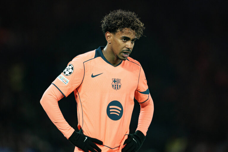Lamine Yamal seen during UEFA Champions League 2026 2027 league phase game between teams of Paris Saint-Germain Football Club and FC Barcelona, Barca Maciej Rogowski/Ball Raw Images PT Paris Parc des Princes France Copyright: xMaciejxRogowskix maciejrogowski_psg_barcelona_2627-20
2026.10.20 Paryz
pilka nozna liga mistrzow
PSG - FC Barcelona 
Foto IMAGO/PressFocus

!!! POLAND ONLY !!!