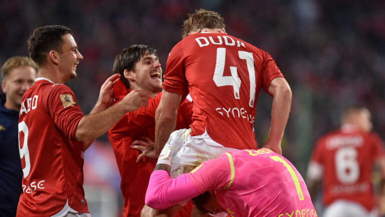 2026.10.24 Krakow
Pilka nozna , PKO BP Ekstraklasa sezon 2026/27
Wisla Krakow - Rakow Czestochowa
N/z Pilkarze Wisly, Kacper Duda, radosc po bramce na 2-1, gol, bramka
Foto Krzysztof Porebski / PressFocus

2026.10.24 Krakow
Football Polish top league , 2026/2027 season
Wisla Krakow - Rakow Czestochowa
Pilkarze Wisly, Kacper Duda, radosc po bramce na 2-1, gol, bramka
Credit: Krzysztof Porebski / PressFocus