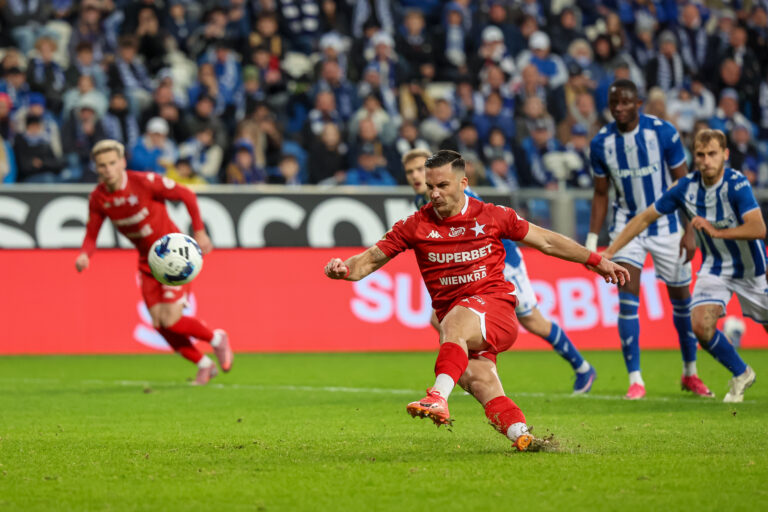 2026.10.31 Poznan
Pilka nozna Ekstraklasa sezon 2026/2027
Lech Poznan - Wisla Krakow
N/z Angel Rodado karny rzut 
Foto Pawel Jaskolka / PressFocus

2026.10.31 Poznan
Football Polish Ekstraklasa season 2026/2027
Lech Poznan - Wisla Krakow
Credit: Pawel Jaskolka / PressFocus